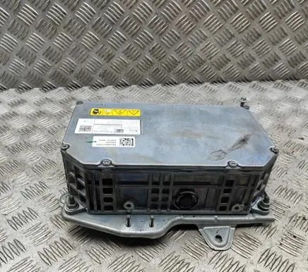 Mercedes-Benz EQA Voltage converter inverter A0100077999 EAP00100202D7