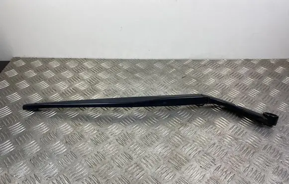 SsangYong Rexton Front wiper blade arm
