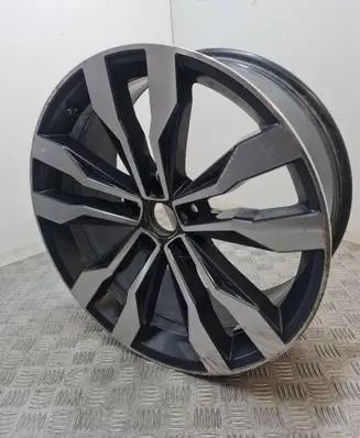 Volkswagen T-Roc R19 alloy rim 2GA601025F