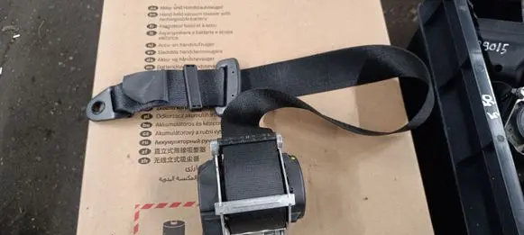 Maserati Ghibli Rear seatbelt 6700174370