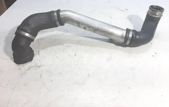 Intercooler hose/pipe