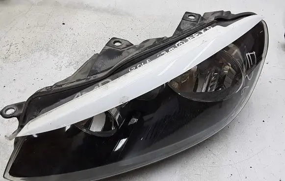 Volkswagen Golf V Headlight/headlamp 1LG009901-03