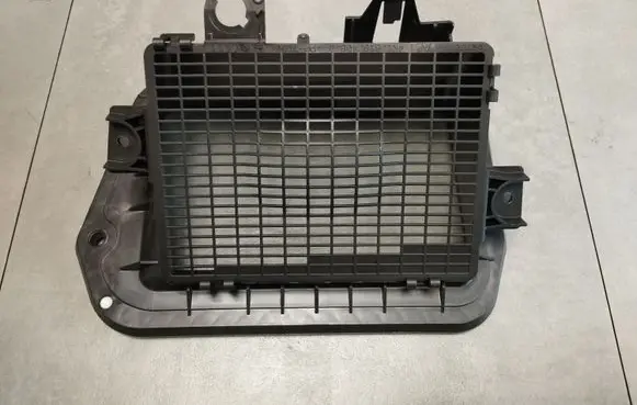 Audi A5 Intercooler air guide/duct channel 4K1819904