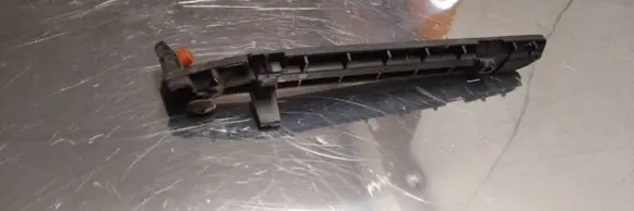 Opel Astra J Front bumper mounting bracket 13264601