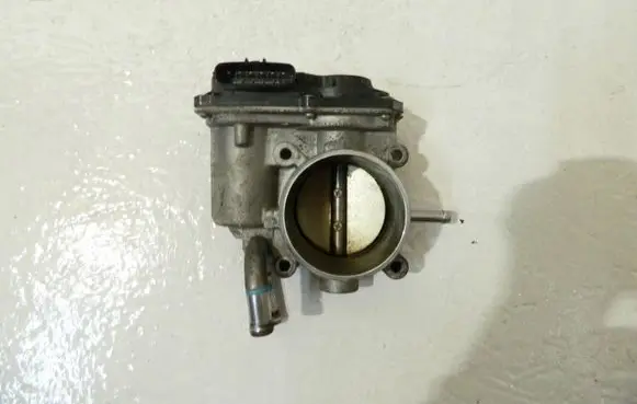 KIA Sportage Throttle valve 1226EUYe