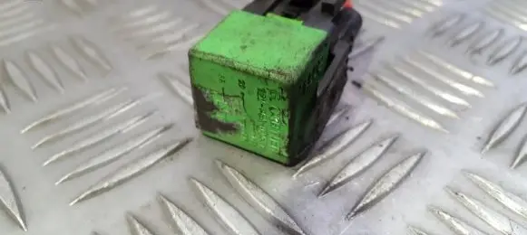 Peugeot 206 Other relay 12V3503531 12V-35-03531