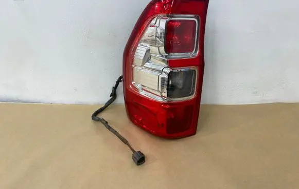 Ford Ranger Rear/tail lights AB3913404