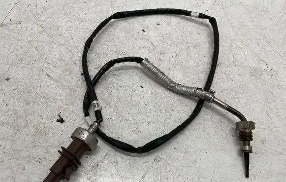 Audi A5 Exhaust gas temperature sensor 04L919529E