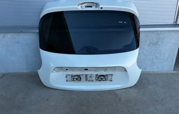 Nissan Juke I F15 Tailgate/trunk/boot lid QABQ
