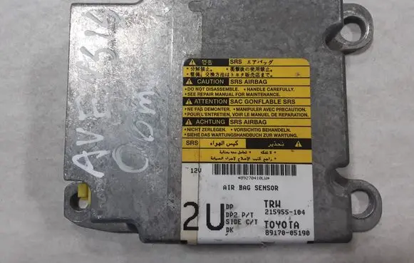 Toyota Avensis T250 Airbag control unit/module 8917005190 215955104