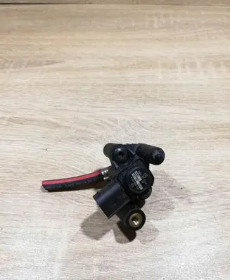 Mercedes-Benz Vito Viano W639 Air pressure sensor A0101537228