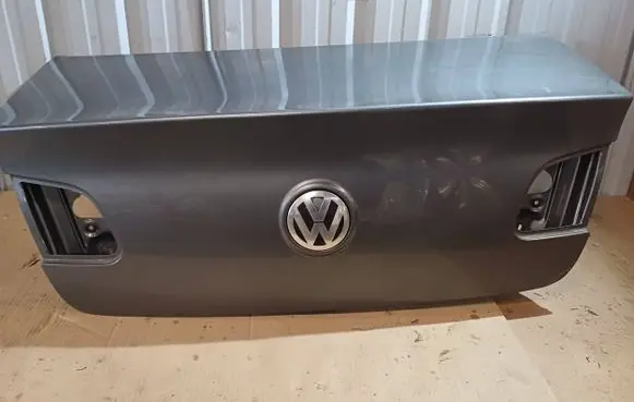 Volkswagen PASSAT B6 Tailgate/trunk/boot lid