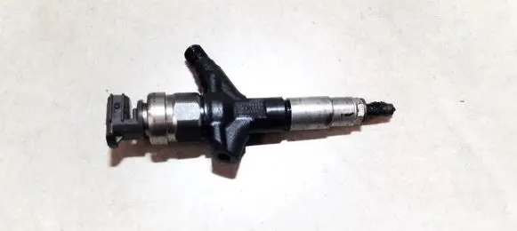 Subaru Forester SJ Fuel injector 16613aa030 05m06394