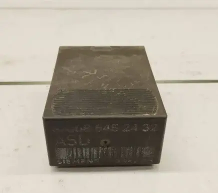 Mercedes-Benz E W124 Other relay 0085452432
