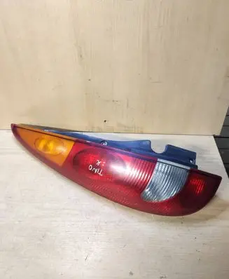 Nissan Almera Tino Rear/tail lights