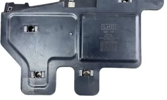 Hyundai i20 (PB PBT) Dashboard lower bottom trim panel 847811J000 847801J0009P