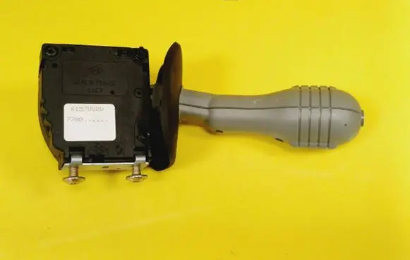 Renault Twingo I Wiper control stalk 61570020