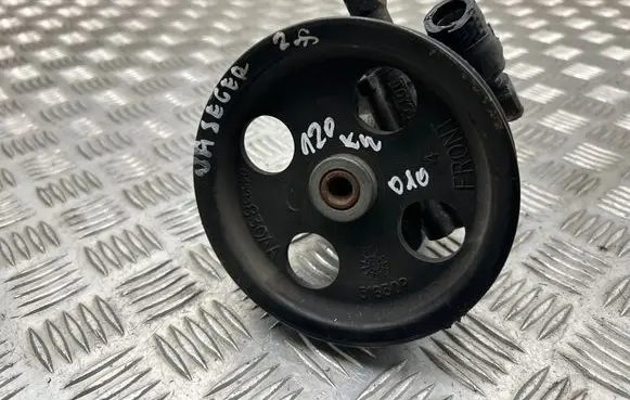 Chrysler Grand Voyager V Power steering pump 04593830AA