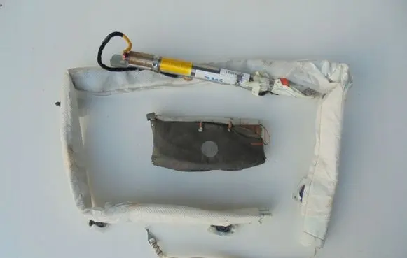 Fiat 500L Roof airbag