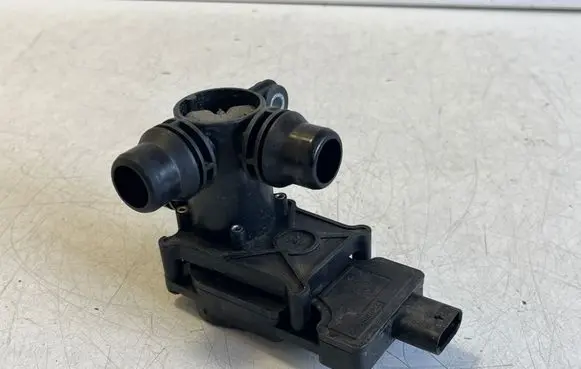 Mercedes-Benz EQC Electric auxiliary coolant/water pump A0005061300 EGL0004