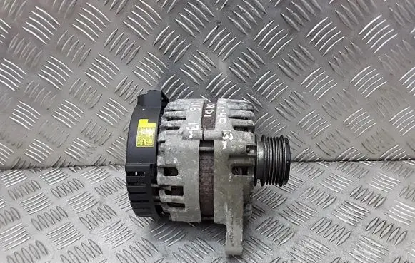 Hyundai i40 Generator/alternator 373002A800