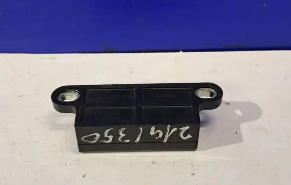 Mercedes-Benz CLS C219 Airbag deployment crash/impact sensor A0038200726