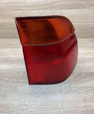 BMW 5 E39 Rear/tail lights 6900214