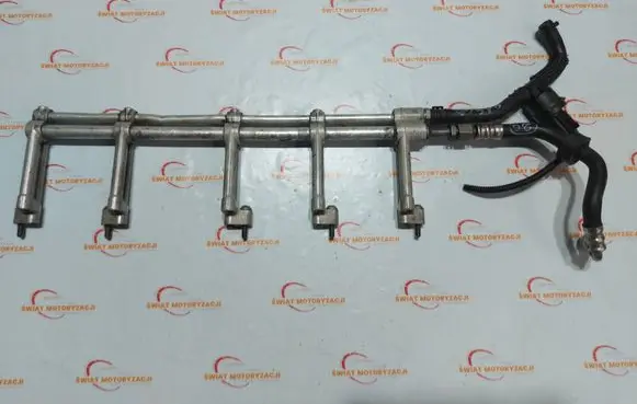 Volkswagen Touareg I Fuel main line pipe 07Z133317K