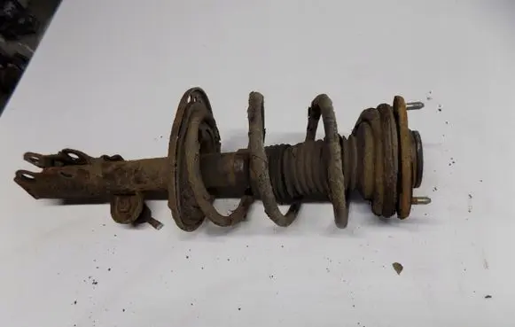 Toyota RAV 4 (XA30) Front shock absorber with coil spring g435yhsdeth
