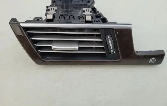 Mercedes-Benz E W212 Dashboard side air vent grill/cover trim A2128300154