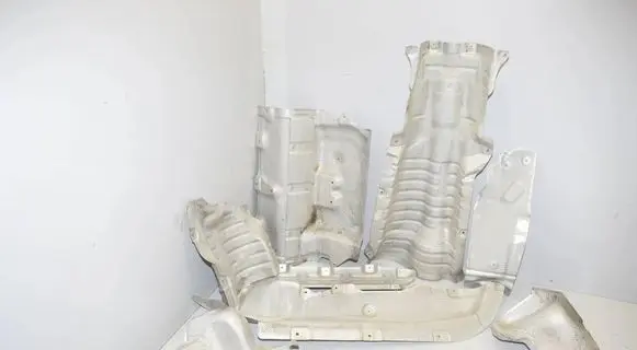 BMW 3 G20 G21 Heat shield in engine bay 7428153 7397798 7394797