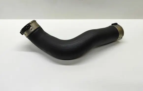 BMW 5 F10 F11 Intercooler hose/pipe 7810615 11279412 781061502