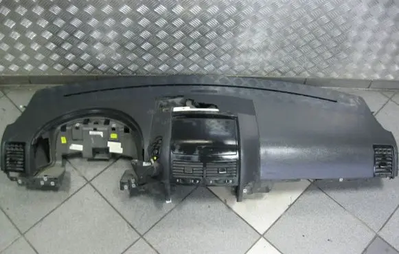 Volkswagen Touareg I Dashboard