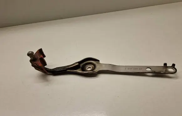 BMW 5 F10 F11 Muffler mount bracket/holder 8517657