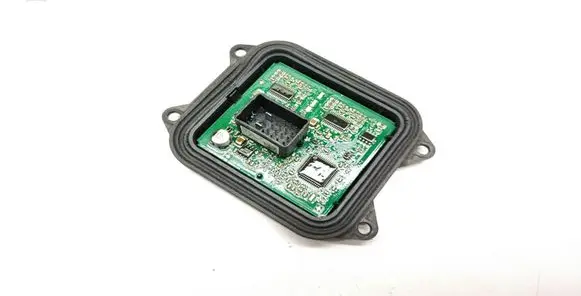 BMW 3 E90 E91 Headlight ballast module Xenon 7189311