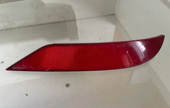 Volkswagen Touran II Rear tail light reflector 1T0945105C 20140901