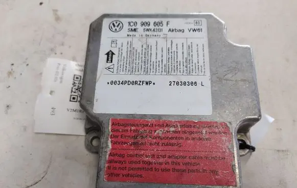 Volkswagen Polo Airbag control unit/module 1C0909605F