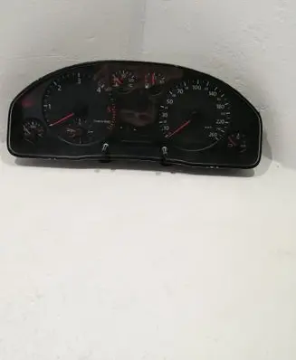 Audi A6 S6 C5 4B Speedometer (instrument cluster) 4B0919910E