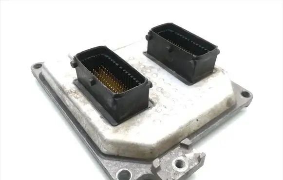 Opel Vectra C Engine control unit/module 55355631 5WK9407 7050716335