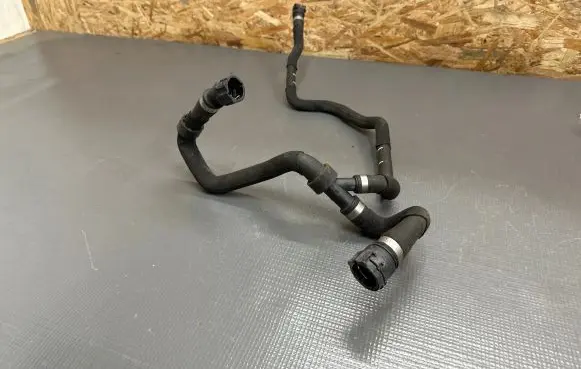 BMW M5 F90 Engine coolant pipe/hose 809587901