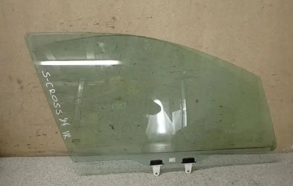 Suzuki SX4 S-Cross Sliding door window/glass 