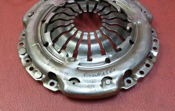 Renault Clio III Pressure plate 8200344394