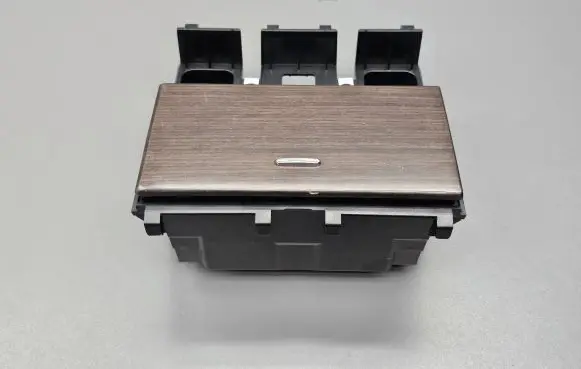 Jaguar XF X250 Cup holder front 8X2354045C22A E129652100