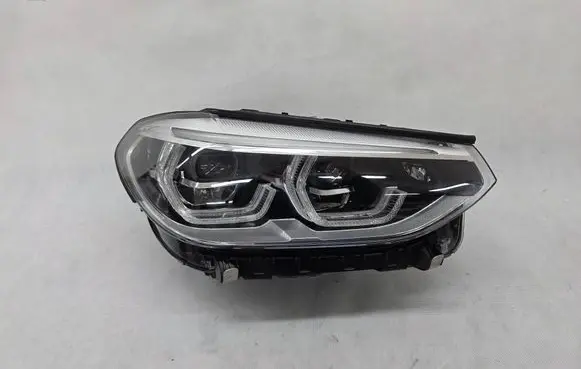 BMW X3 G01 Headlight/headlamp 8739654
