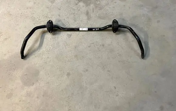 BMW X1 U11 Front anti-roll bar/sway bar 6892710