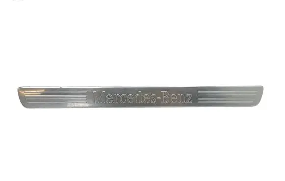 Mercedes-Benz ML W166 Front sill trim cover A1666861936