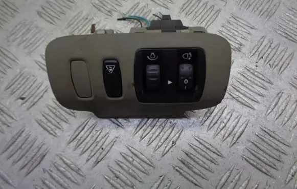Renault Scenic II - Grand scenic II Headlight level adjustment motor 8200140985