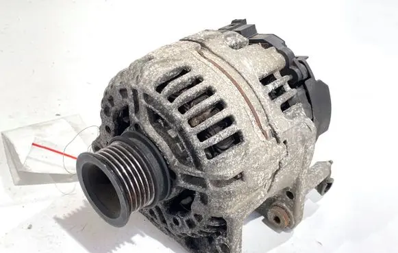 Skoda Fabia Mk1 (6Y) Generator/alternator 037903025M