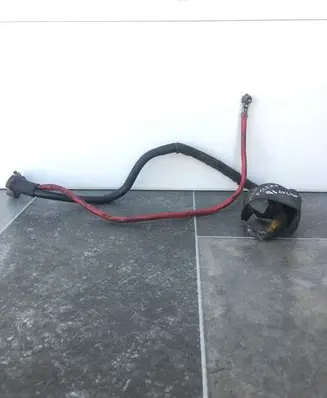 Volkswagen PASSAT B6 Positive cable (battery) 1K0971228L