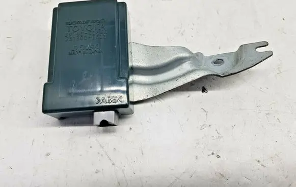 Lexus IS 220D-250-350 Door control unit/module 2513003520